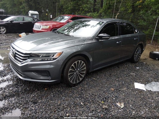 Продаж на аукціоні авто 2022 Volkswagen Passat 2.0t Limited Edition, vin: 1VWBA7A35NC004068, номер лоту: 45534363