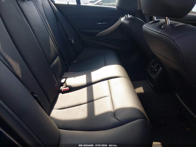 45534406 :رقم المزاد ، WBA3C3C59FK202844 vin ، 2015 Bmw 320i Xdrive مزاد بيع