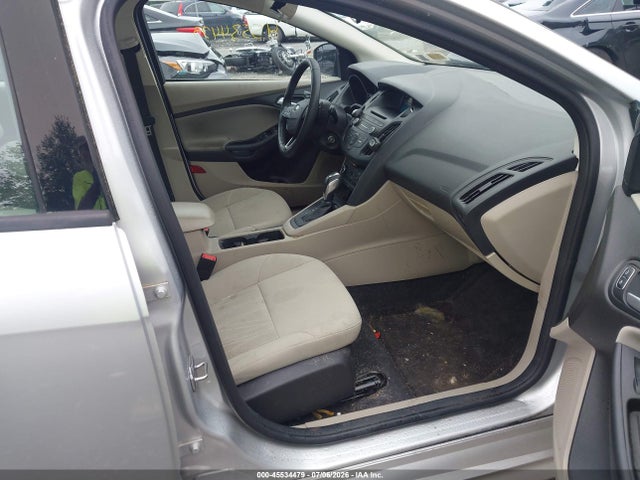 45534479 :رقم المزاد ، 1FADP3K20FL310787 vin ، 2015 Ford Focus Se مزاد بيع