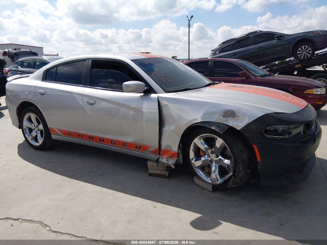 45534547 :رقم المزاد ، 2C3CDXBG9NH152452 vin ، 2022 Dodge Charger Sxt Rwd مزاد بيع