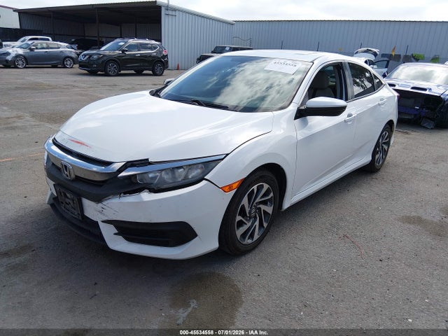 Honda CIVIC EX 2018 19XFC2F75JE043985 Image 2