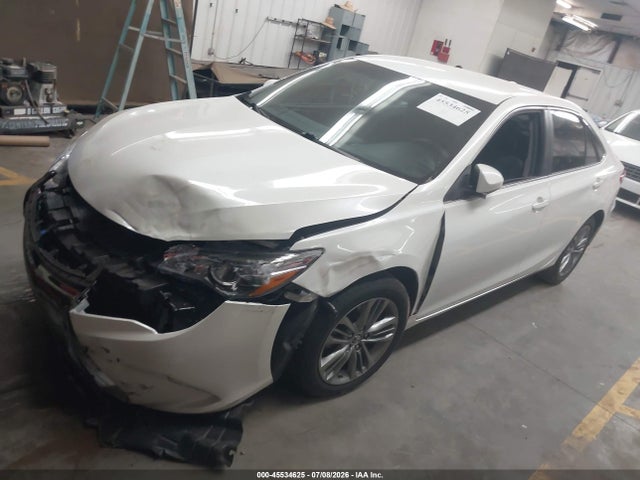 Toyota CAMRY SE 2015 4T1BF1FK6FU945117 Image 2