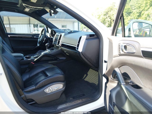 Aukcja sprzedaży 2016 Porsche Cayenne S, vin: WP1AB2A29GLA92131, numer aukcji: 45534634