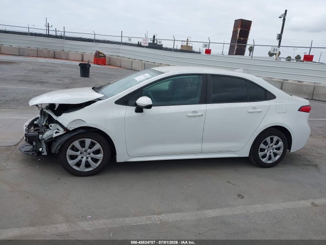 Toyota COROLLA LE 2021 5YFEPMAE0MP211357 Image 15