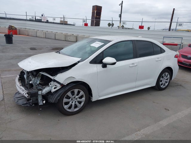 Toyota COROLLA LE 2021 5YFEPMAE0MP211357 Image 2