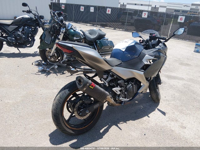 Kawasaki EX400 2023 JKAEXKG12PDAL4128 Image 4
