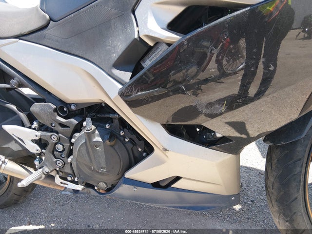 Kawasaki EX400 2023 JKAEXKG12PDAL4128 Image 8