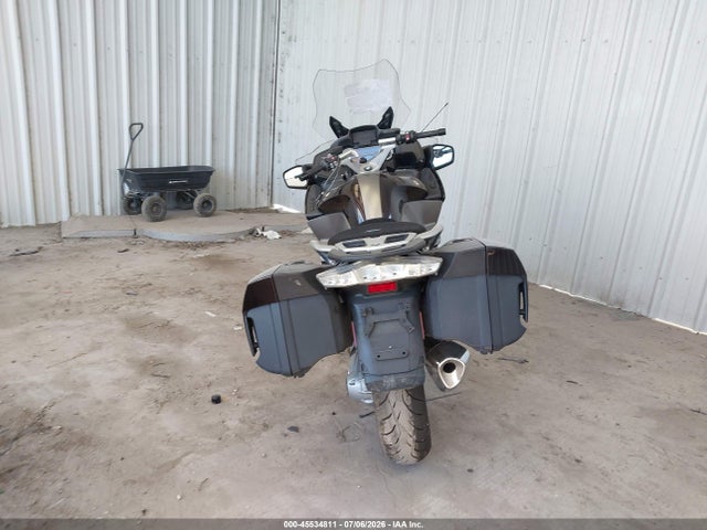 45534811 :رقم المزاد ، WB10A1305FZ191981 vin ، 2015 Bmw R1200 Rt مزاد بيع