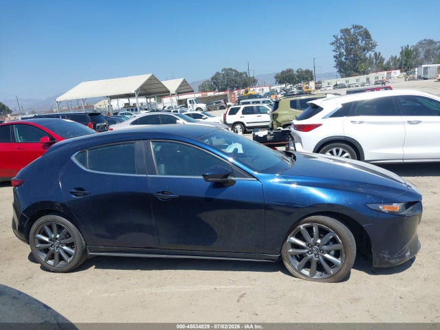 JM1BPAKL1N1506441 Mazda Mazda3 Select