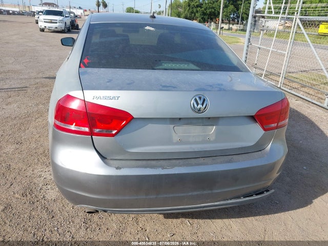 2014 Volkswagen Passat 2.5l S მანქანა იყიდება აუქციონზე, vin: 1VWAP7A31EC002313, აუქციონის ნომერი: 45534835