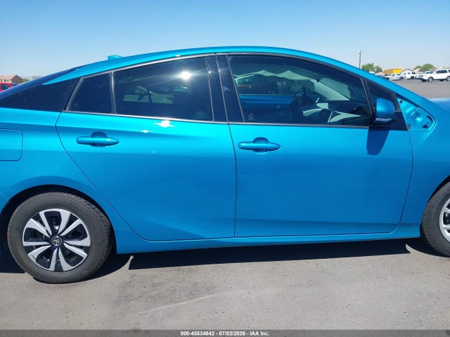 Toyota Prius Prime Plus 2019 JTDKARFP7K3112651 Image 14