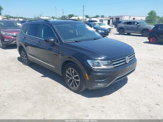 2018 Volkswagen Tiguan 2.0t Se/2.0t Sel მანქანა იყიდება აუქციონზე, vin: 3VV2B7AX5JM007811, აუქციონის ნომერი: 45534871