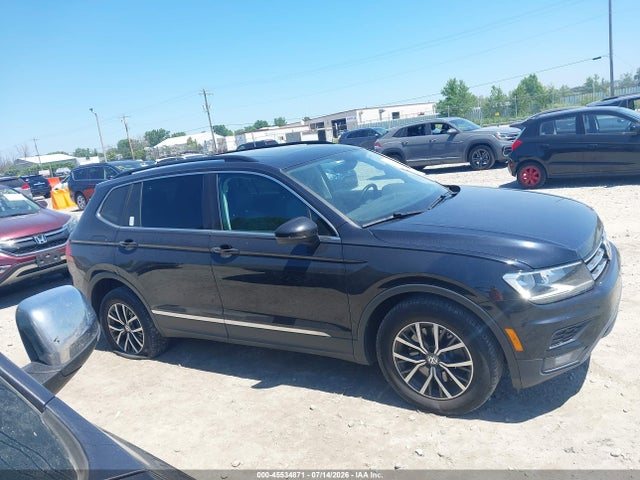 2018 Volkswagen Tiguan 2.0t Se/2.0t Sel მანქანა იყიდება აუქციონზე, vin: 3VV2B7AX5JM007811, აუქციონის ნომერი: 45534871