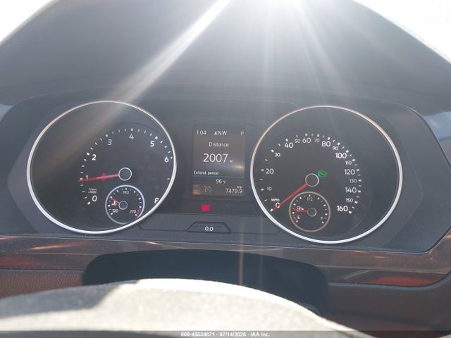 2018 Volkswagen Tiguan 2.0t Se/2.0t Sel მანქანა იყიდება აუქციონზე, vin: 3VV2B7AX5JM007811, აუქციონის ნომერი: 45534871