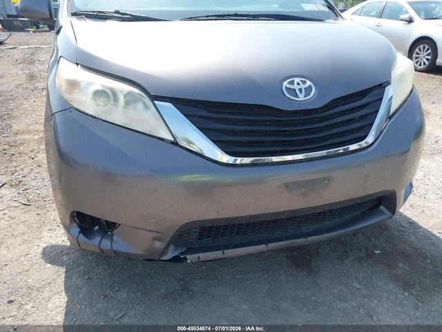 2012 Toyota Sienna Le V6 8 Passenger მანქანა იყიდება აუქციონზე, vin: 5TDKK3DC0CS183782, აუქციონის ნომერი: 45534874