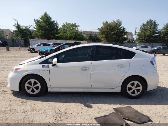 2014 Toyota Prius Four მანქანა იყიდება აუქციონზე, vin: JTDKN3DUXE1771267, აუქციონის ნომერი: 45534938