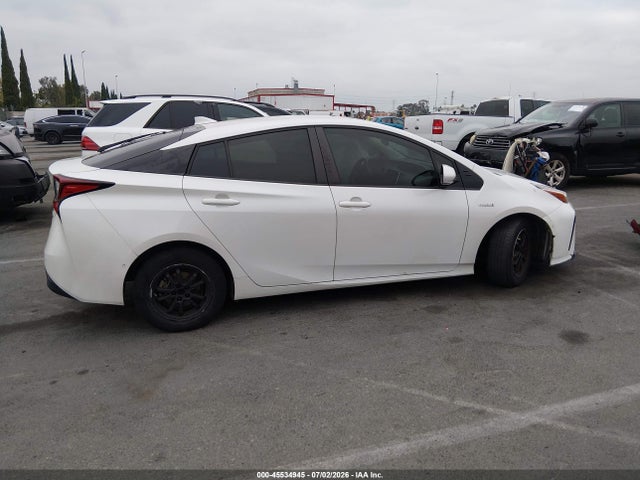 JTDKARFU2K3075644 Toyota Prius Le