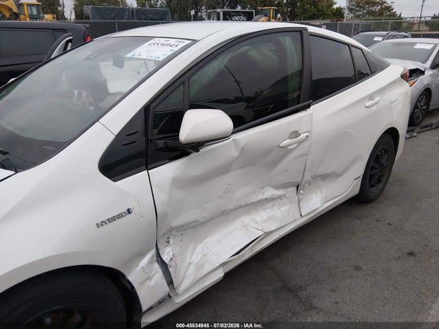 JTDKARFU2K3075644 Toyota Prius Le