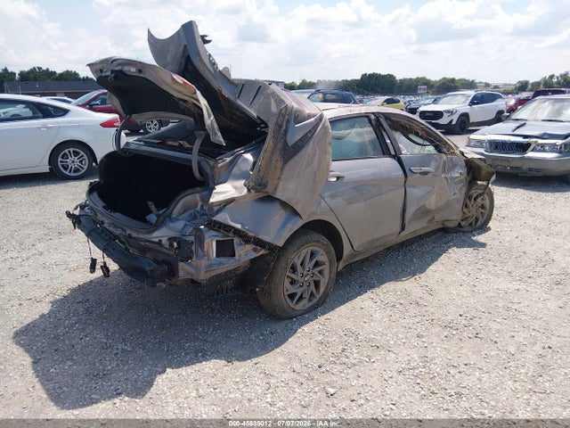 Hyundai ELANTRA SEL 2024 KMHLM4DG4RU674380 Image 4