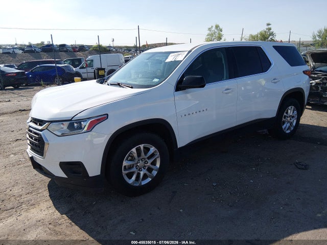 Chevrolet Traverse Ls 2019 1GNERFKW1KJ188824 Image 2