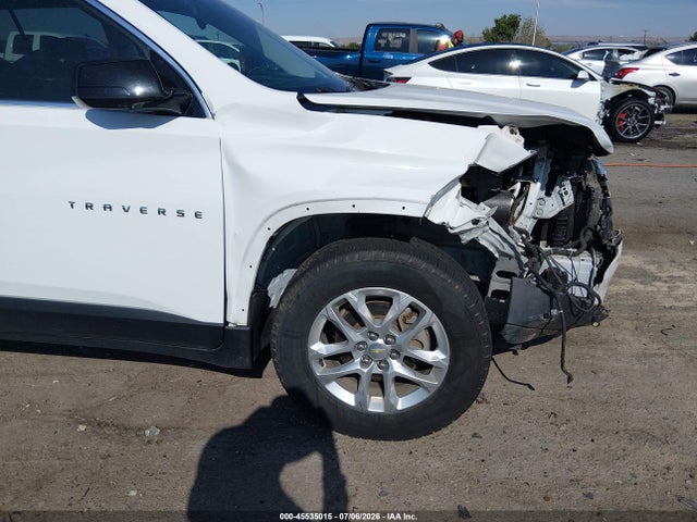 Chevrolet Traverse Ls 2019 1GNERFKW1KJ188824 Image 6