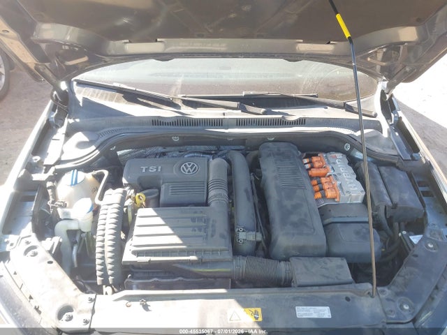 Auction sale of the 2016 Volkswagen Jetta Hybrid Sel Premium, vin: 3VW637AJ0GM419570, lot number: 45535067