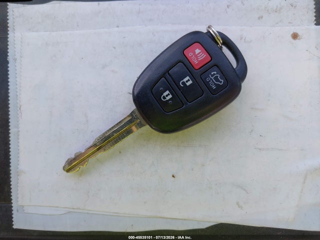 Toyota Rav4 Xle 2016 JTMRFREV8GD196660 Image 11