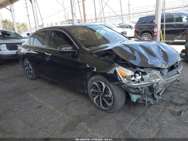 2016 1HGCR2F84GA173909 main image
