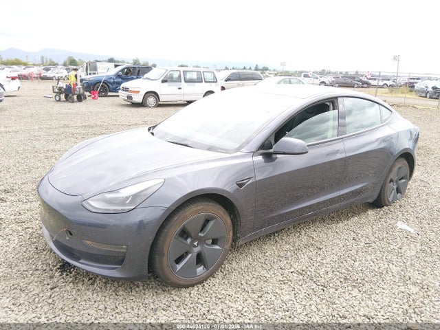 Tesla Model 3 Long Range Dual Motor All-wheel Drive 2022 5YJ3E1EB2NF174420 Image 2