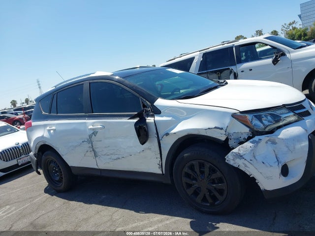 2T3ZFREV4EW083014 Toyota RAV4 LE