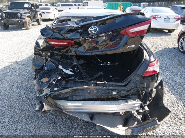 4T1B61HK8JU100873 Toyota CAMRY XSE