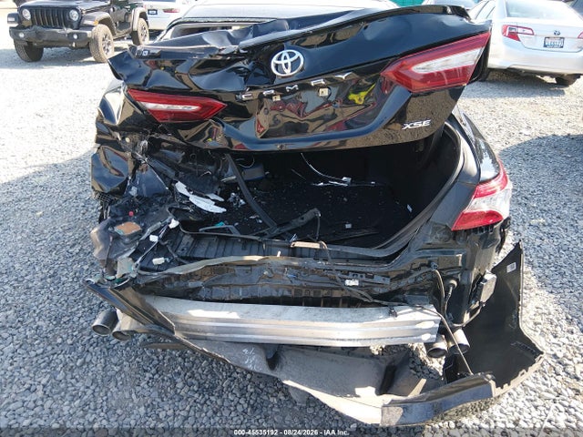 4T1B61HK8JU100873 Toyota CAMRY XSE