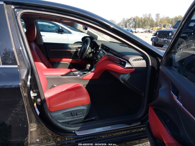 4T1B61HK8JU100873 Toyota CAMRY XSE