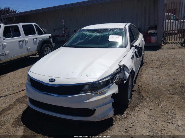 KIA Optima Lx 2018 5XXGT4L36JG258588 Image 11
