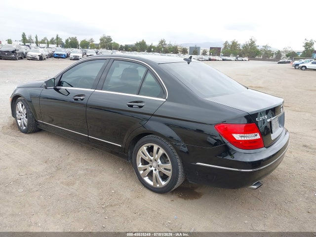 Продажа на аукционе авто 2013 Mercedes-benz C 250 Luxury, vin: WDDGF4HB1DR277807, номер лота: 45535249