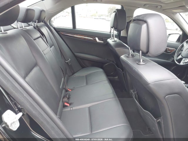 Продажа на аукционе авто 2013 Mercedes-benz C 250 Luxury, vin: WDDGF4HB1DR277807, номер лота: 45535249