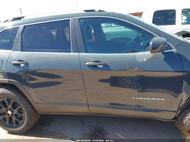 1C4PJMLX3JD569463 Jeep Cherokee Latitude Plus 4x4