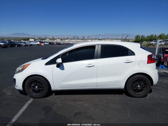 45535332 :رقم المزاد ، KNADM5A3XE6354282 vin ، 2014 Kia Rio Lx مزاد بيع