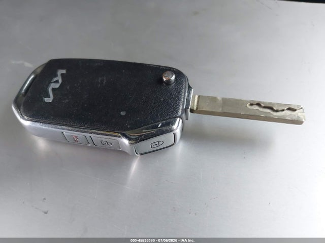 KNDPUCAG9P7111471 KIA Sportage Hybrid Lx