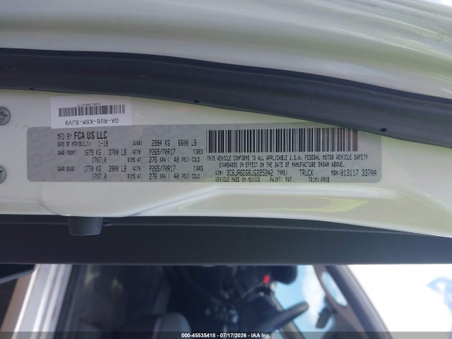 45535418 :رقم المزاد ، 3C6JR6DG6JG225242 vin ، 2018 Ram 1500 Tradesman  4x2 8' Box مزاد بيع