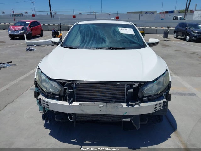 Honda Civic Lx 2018 2HGFC4B59JH300667 Image 13