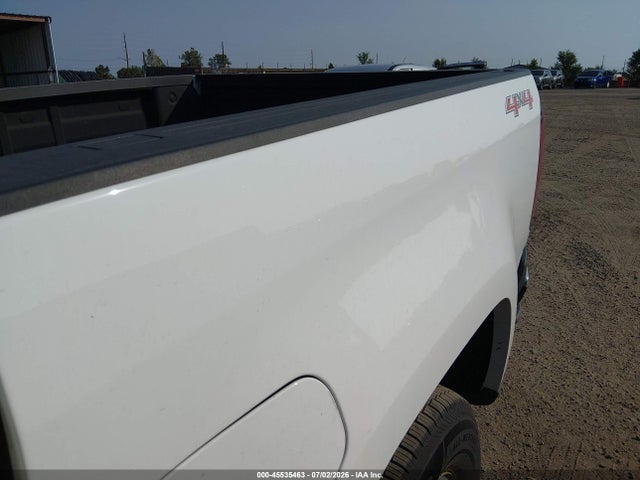 1GCGTBEN4J1215883 Chevrolet Colorado Wt