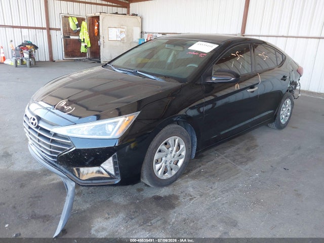 Hyundai ELANTRA SE 2019 KMHD74LF6KU796071 Image 2