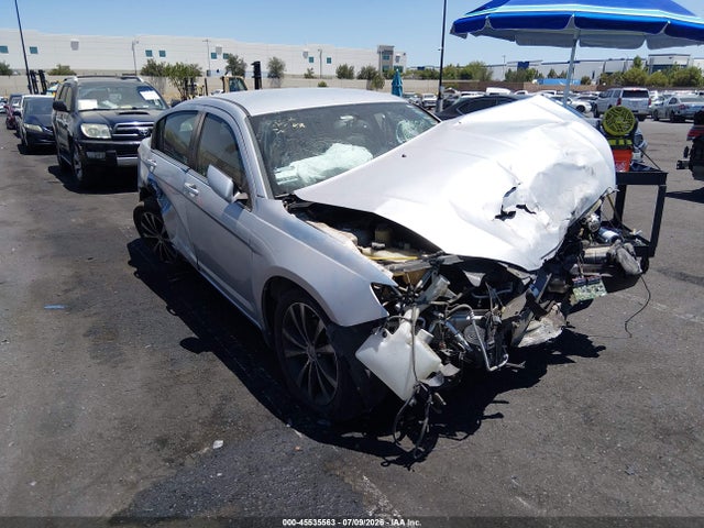 45535563 :رقم المزاد ، 1C3CCBBG8CN330006 vin ، 2012 Chrysler 200 Touring مزاد بيع