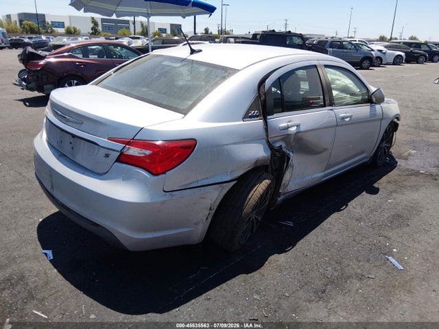 Продаж на аукціоні авто 2012 Chrysler 200 Touring, vin: 1C3CCBBG8CN330006, номер лоту: 45535563