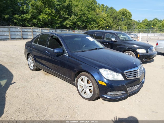 45535574 :رقم المزاد ، WDDGF8AB3ER307215 vin ، 2014 Mercedes-benz C 300 Luxury 4matic مزاد بيع