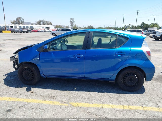 Toyota Prius C One 2014 JTDKDTB35E1565819 Image 14