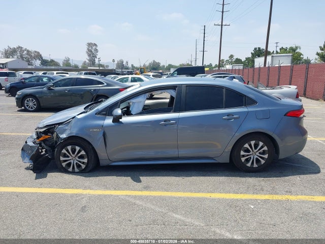 JTDEBRBE9LJ028858 Toyota Corolla Hybrid Le