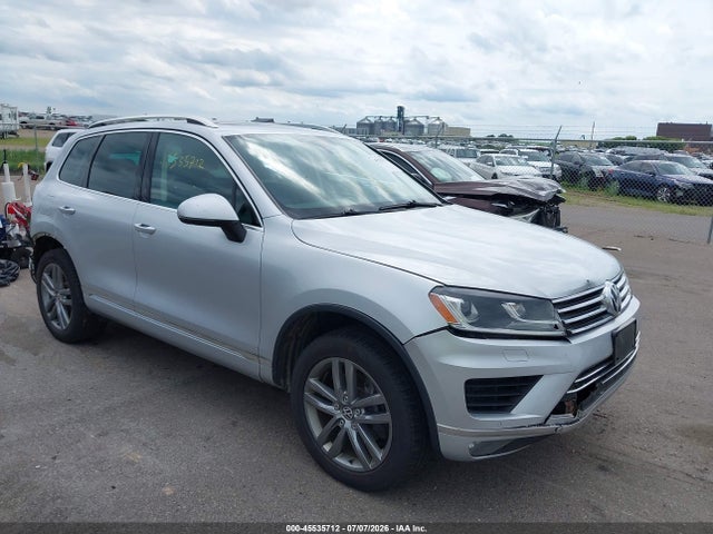 2015 Volkswagen Touareg Tdi Lux მანქანა იყიდება აუქციონზე, vin: WVGEP9BP5FD002114, აუქციონის ნომერი: 45535712