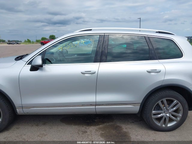Aukcja sprzedaży 2015 Volkswagen Touareg Tdi Lux, vin: WVGEP9BP5FD002114, numer aukcji: 45535712